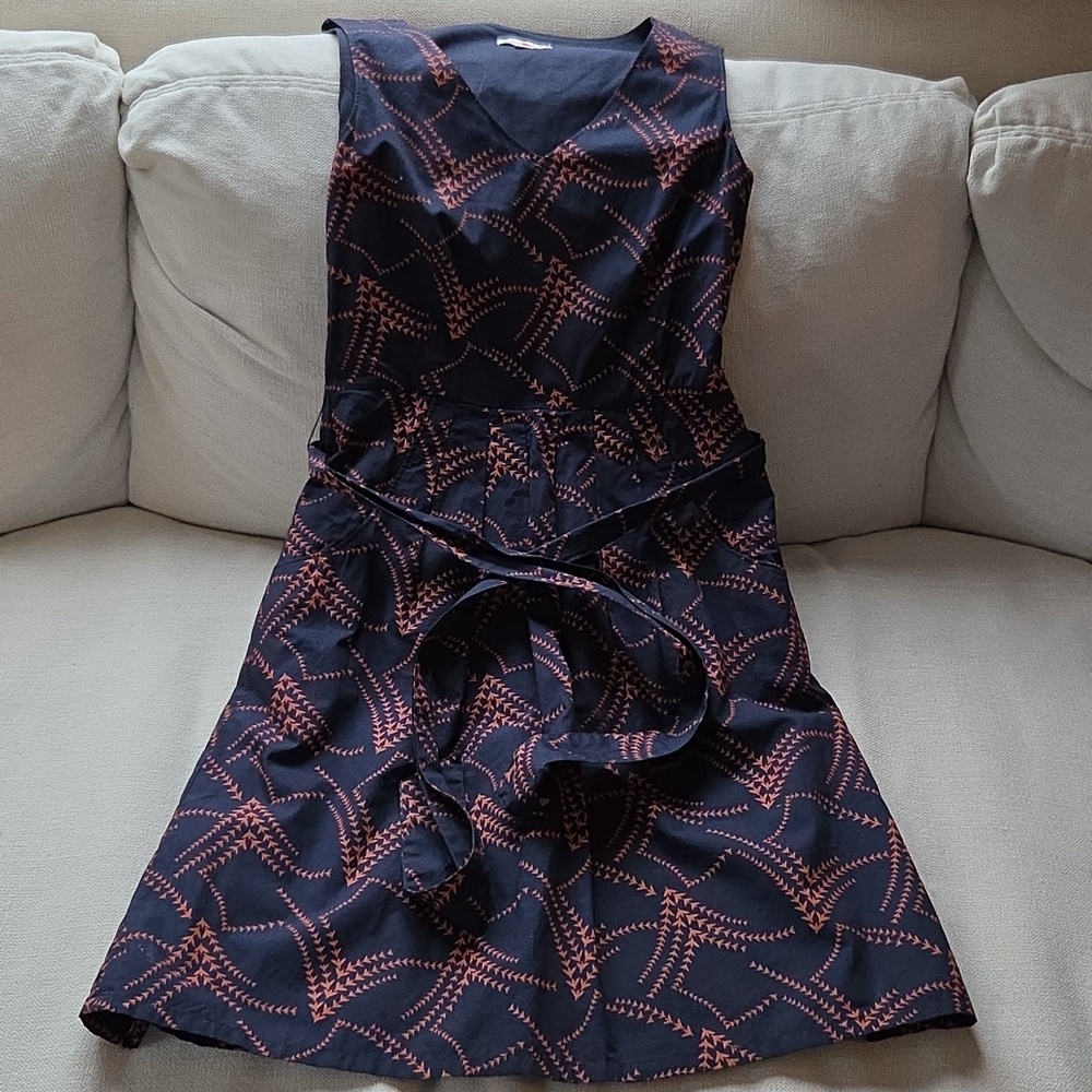 L.L. Bean Dark Blue and Red Patterned Midi Dress